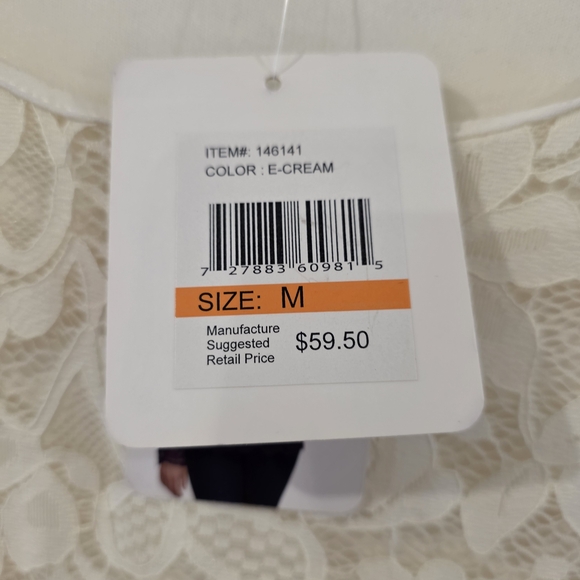 Ellen Tracy Ivory Floral Lace BELL Sleeve Blouse - Picture 4 of 5